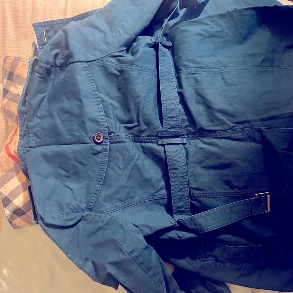 Selling a blue Burberry pea coat size 7 for girls
